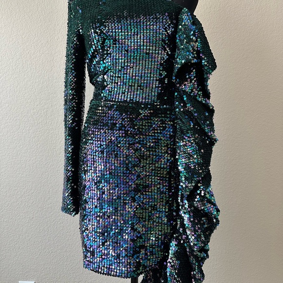 Lavish Alice mermaid Sequin One Shoulder Ruffle front Cocktail Dress Sz 2, Trend - Picture 2 of 12